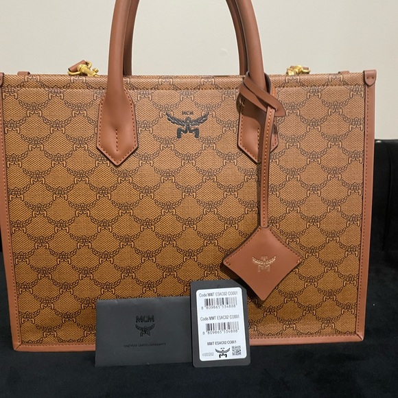 MCM Lauretos Kimmel Tote Bag - Picture 8 of 9